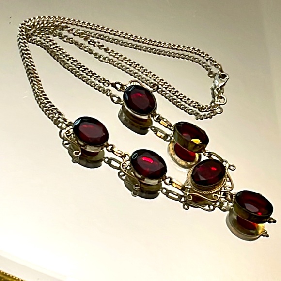 Fashionable Red Garnet Necklace - Picture 2 of 10